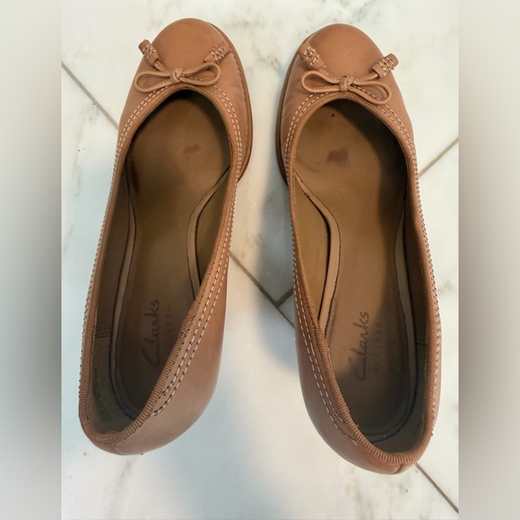 Clark’s Artisan Tan Leather Bow Round Toe Block High Heels Women’s 8 - Picture 4 of 10